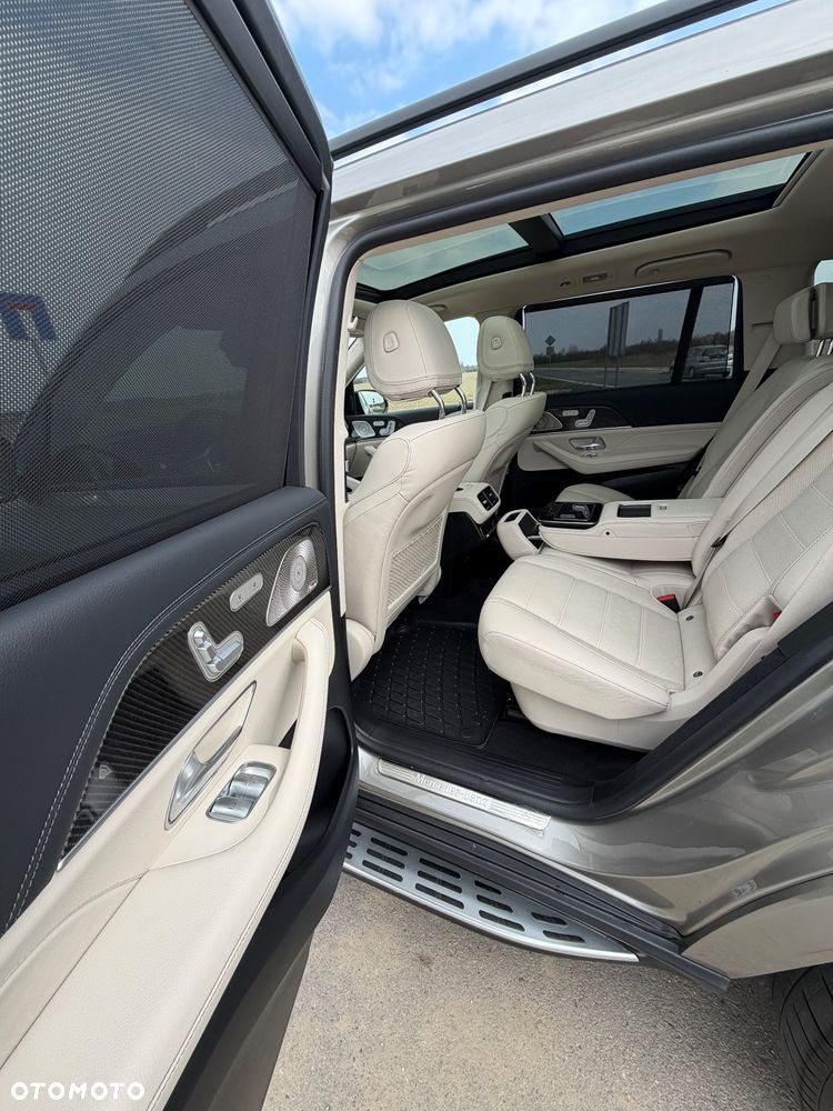 Mercedes-Benz GLS - 18