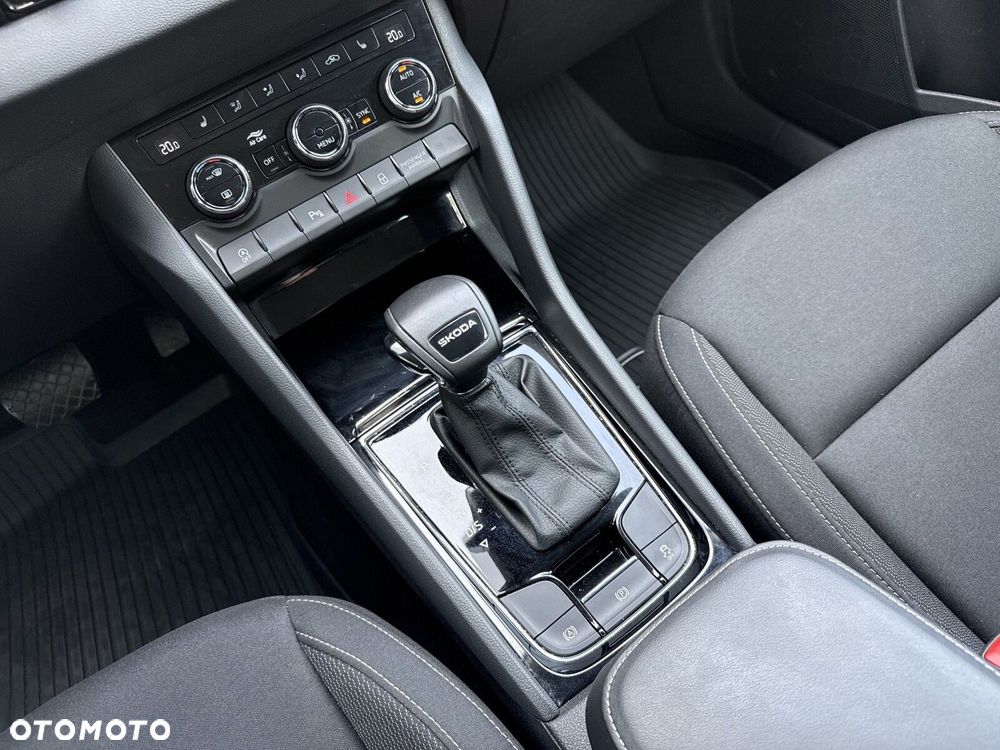 Skoda Karoq 1.5 TSI ACT Selection DSG - 25