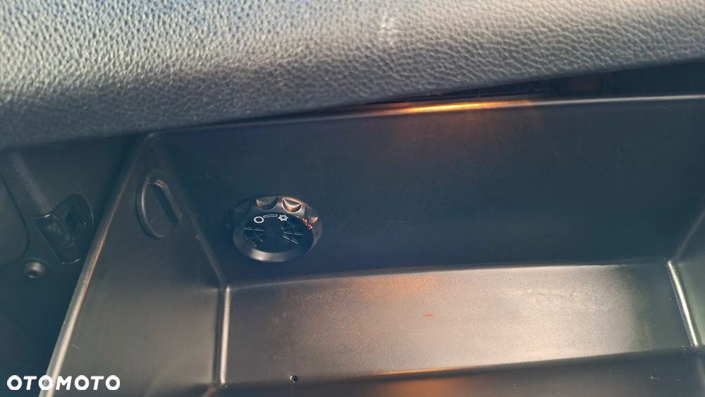 Hyundai i30 blue 1.4 Passion - 35