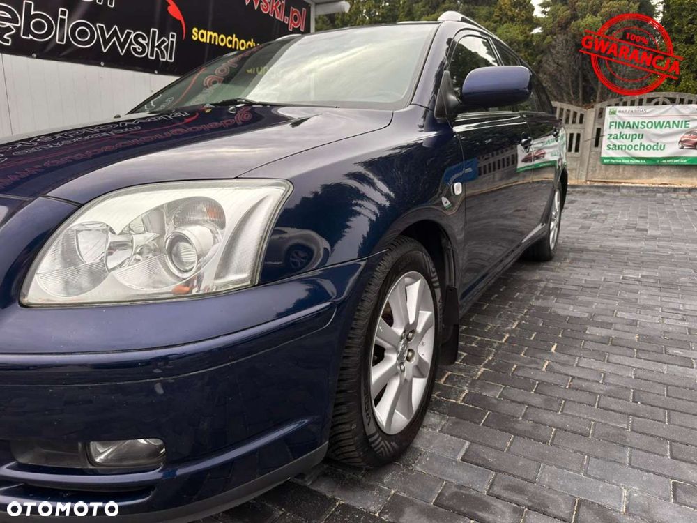 Toyota Avensis - 29