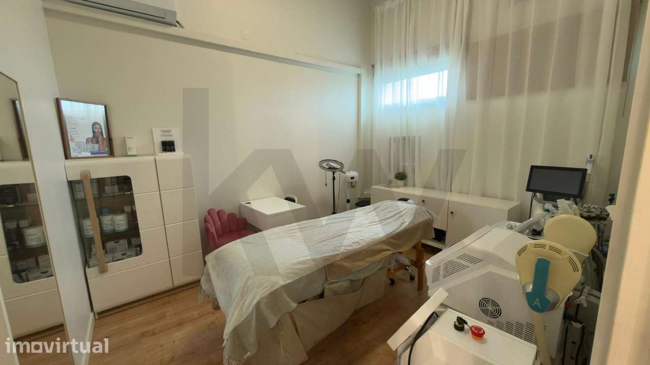 Trespasse Estética/Cabeleireiro Oeiras | Negócio Equipado e a Funciona - Grande imagem: 5/9