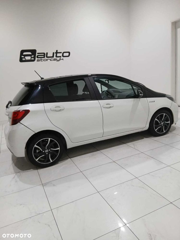 Toyota Yaris - 7