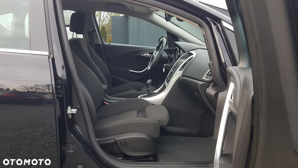 Opel Astra 1.6 Turbo Edition Sport - 26