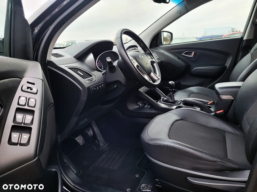 Hyundai ix35 1.6 2WD blue Comfort - 12