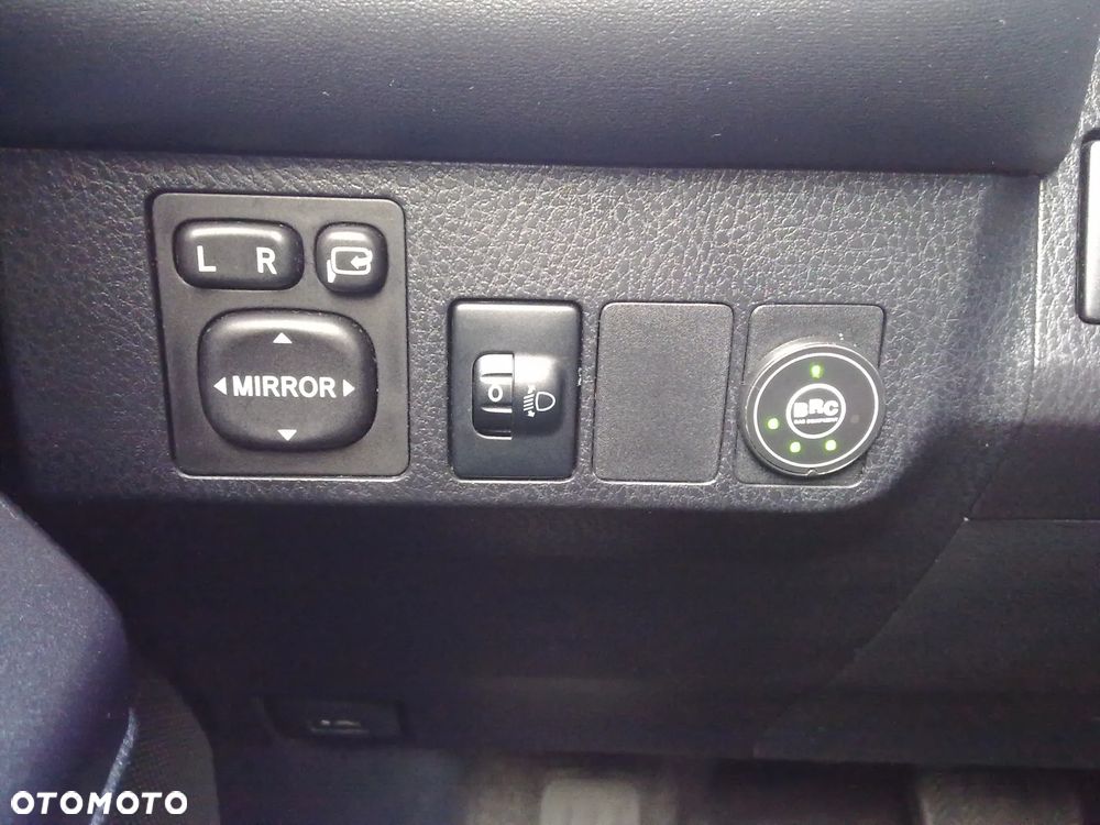 Toyota RAV4 2.0 4x4 Start&Stop CVT Edition-S - 27