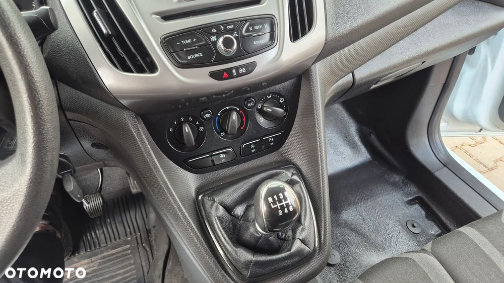 Ford Transit Connect II - 22