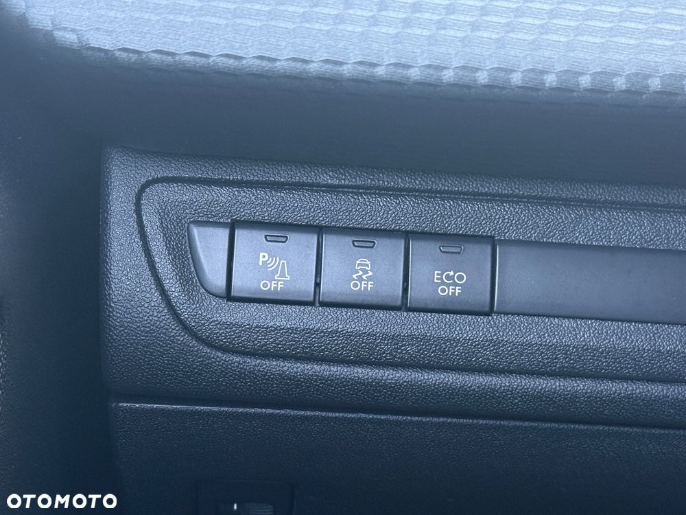 Peugeot 2008 PureTech 110 Stop&Start Allure - 28