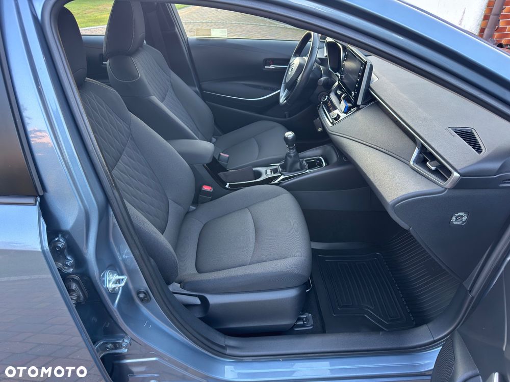 Toyota Corolla 1.6 Comfort - 28