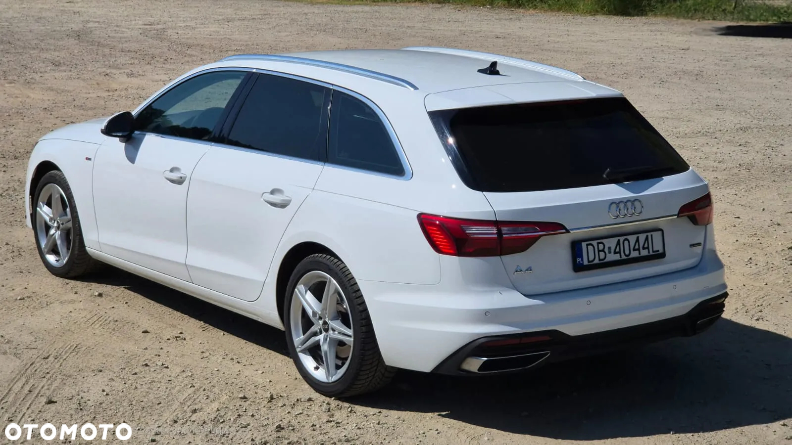 Audi A4 Avant 40 TDI quattro S tronic S line - 11