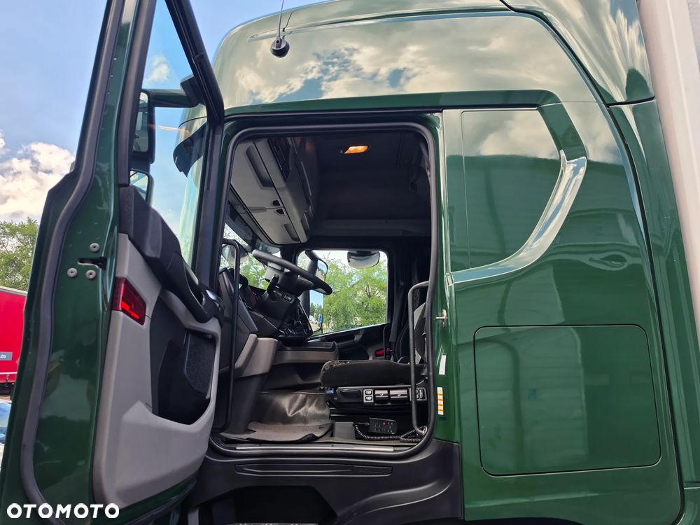 Scania R450/ Chłodnia / 6x2 / Pierwszy właściciel / Import Niemcy / Zadbana / Gotowa do pracy bez wkładu / Euro 6/ Kontener Kwiatowy / - 23