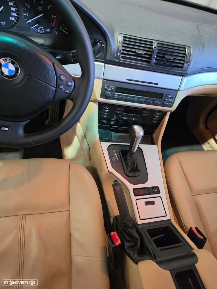 BMW 530 iA - 8