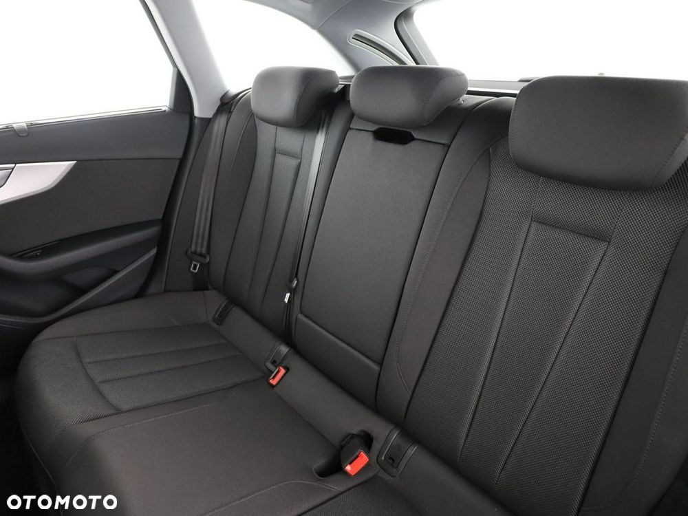 Audi A4 Avant 35 TDI S tronic - 18