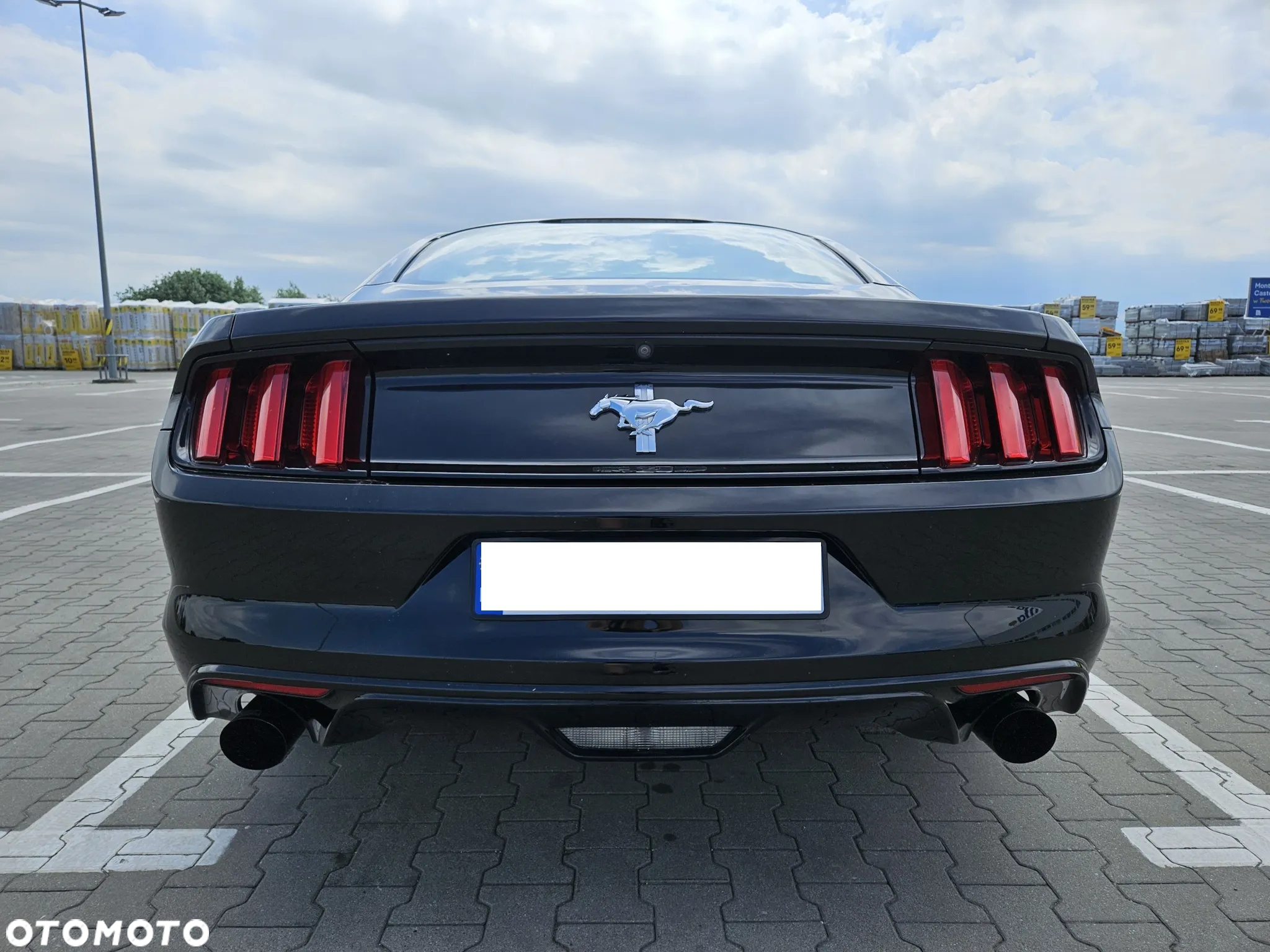 Ford Mustang - 7
