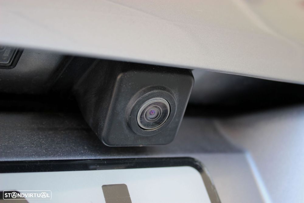 Citroën C3 1.2 PureTech Shine EAT6 - 11