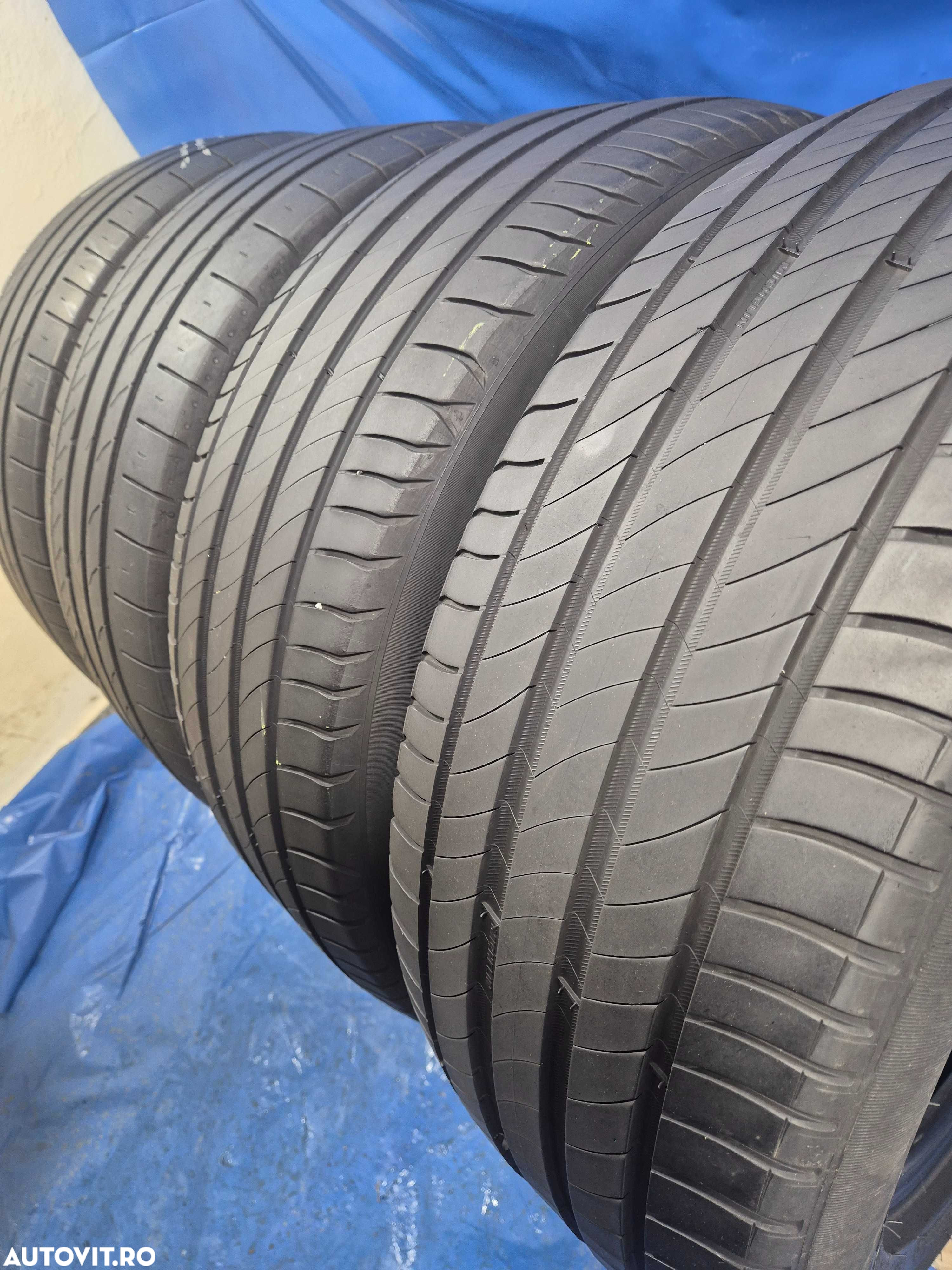 235/55/18 Michelin - 3