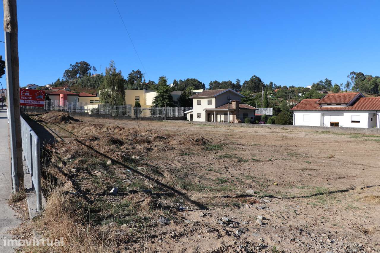 Terreno Para Construção  Venda em Lustosa e Barrosas (Santo Estêvão),L - Grande imagem: 4/5