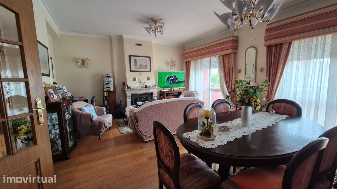 Moradia, 250 m², Cascais e Estoril - Grande imagem: 3/14