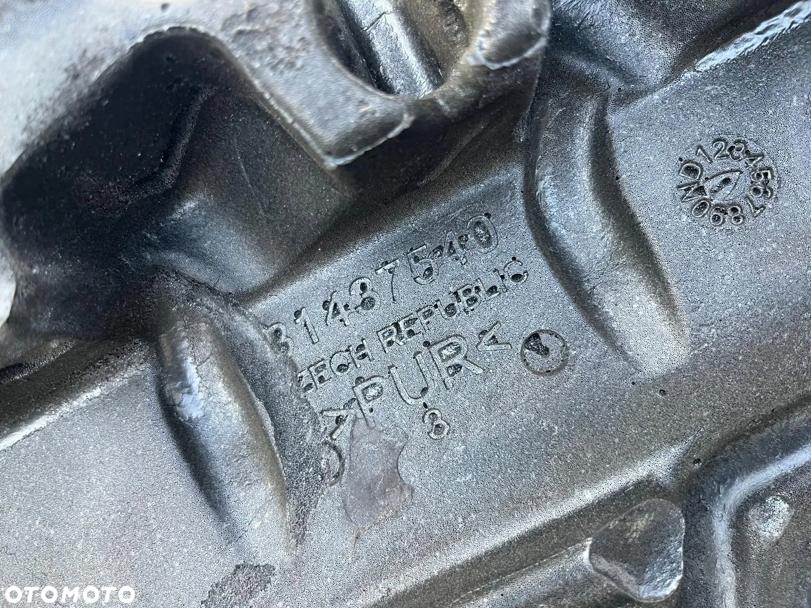 oslona silnika 2.0 d d3 d2 d4 volvo v40 s60 v60 xc60 31437540 - 3