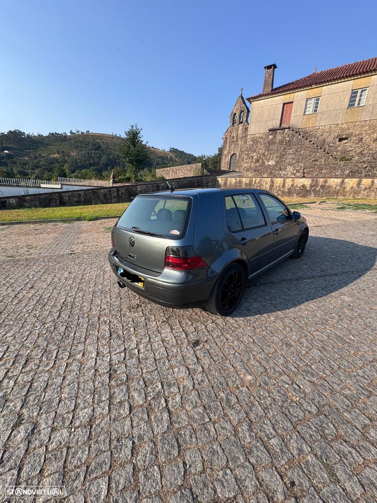 VW Golf 1.9 TDi Highline - 3