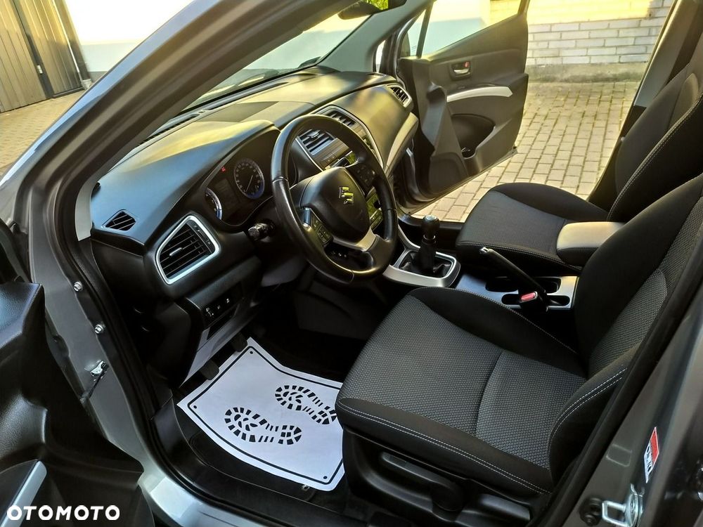 Suzuki SX4 S-Cross - 13