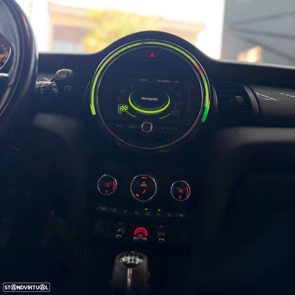 MINI 3 Portas Cooper D - 12