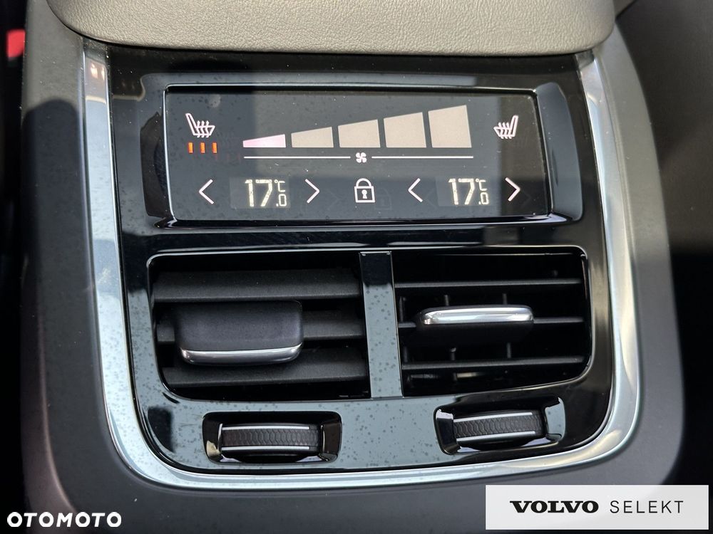 Volvo XC 90 - 36