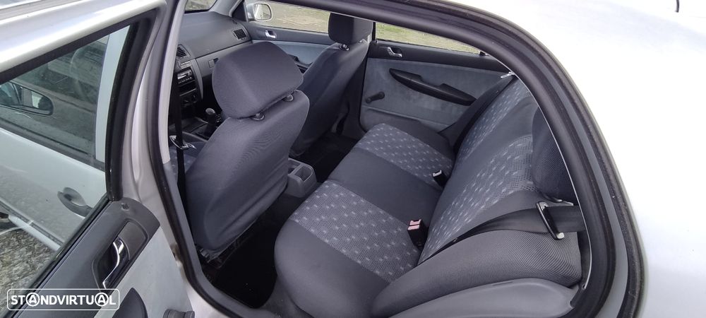 Skoda Fabia 1.4 Comfort AC - 9