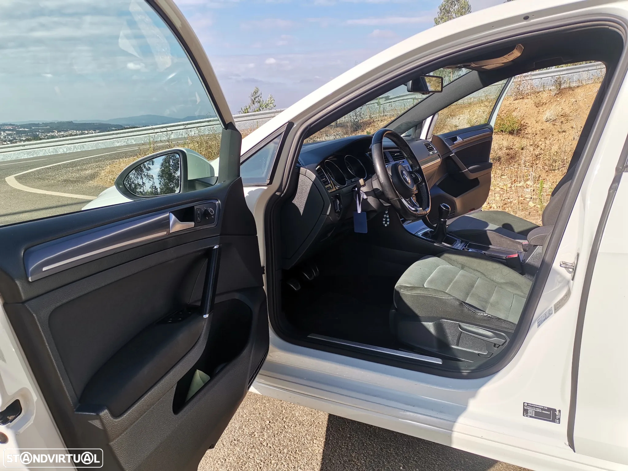 VW Golf 1.6 TDi Confortline - 8