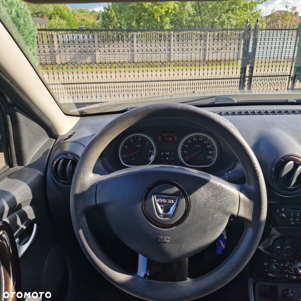 Dacia Duster 1.6 16V 4x2 Prestige - 8