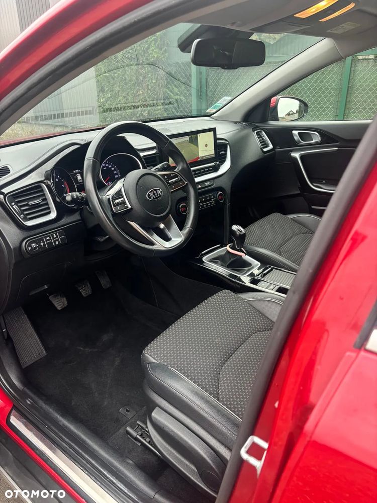 Kia XCeed 1.6 CRDi Eco-Dynamics+ (48V Mild-Hybrid) EDITION 7 - 13