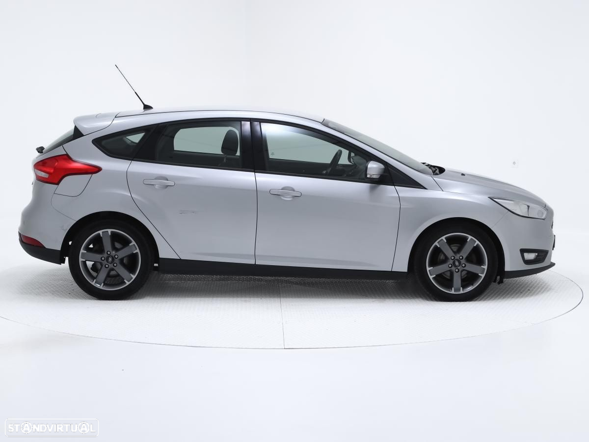 Ford Focus - 2