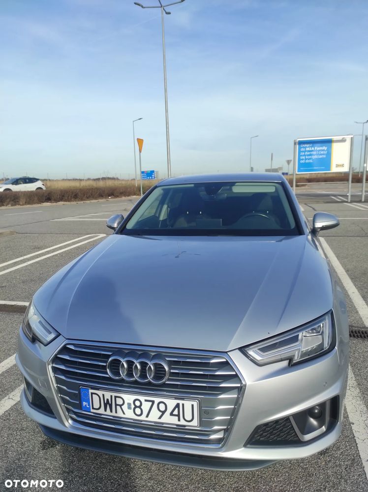 Audi A4 Limousine 35 TFSI mHEV S Line S tronic - 2