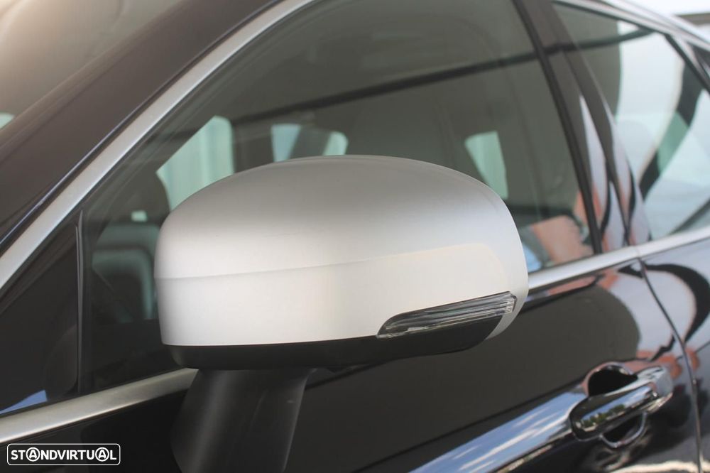 Volvo XC 60 2.0 T8 PHEV R-Design AWD - 50