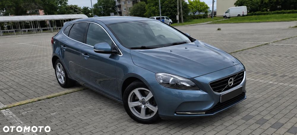 Volvo V40 D3 Momentum - 3