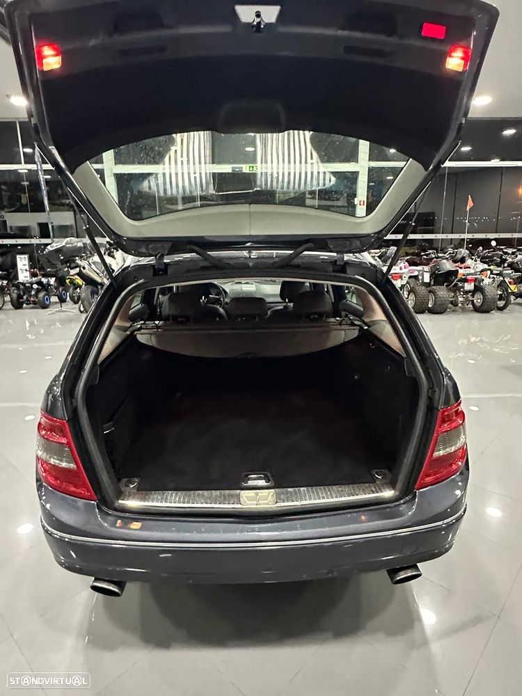 Mercedes-Benz C 320 T CDI 7G-TRONIC Avantgarde Sport Edition + - 22