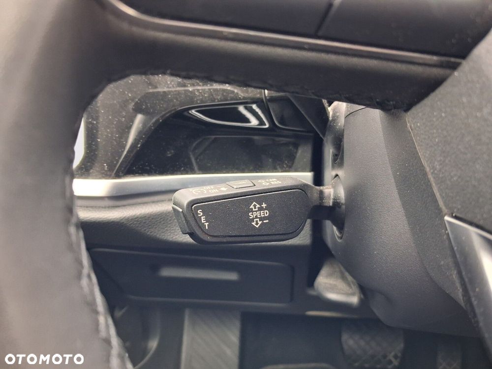 Audi Q3 - 18