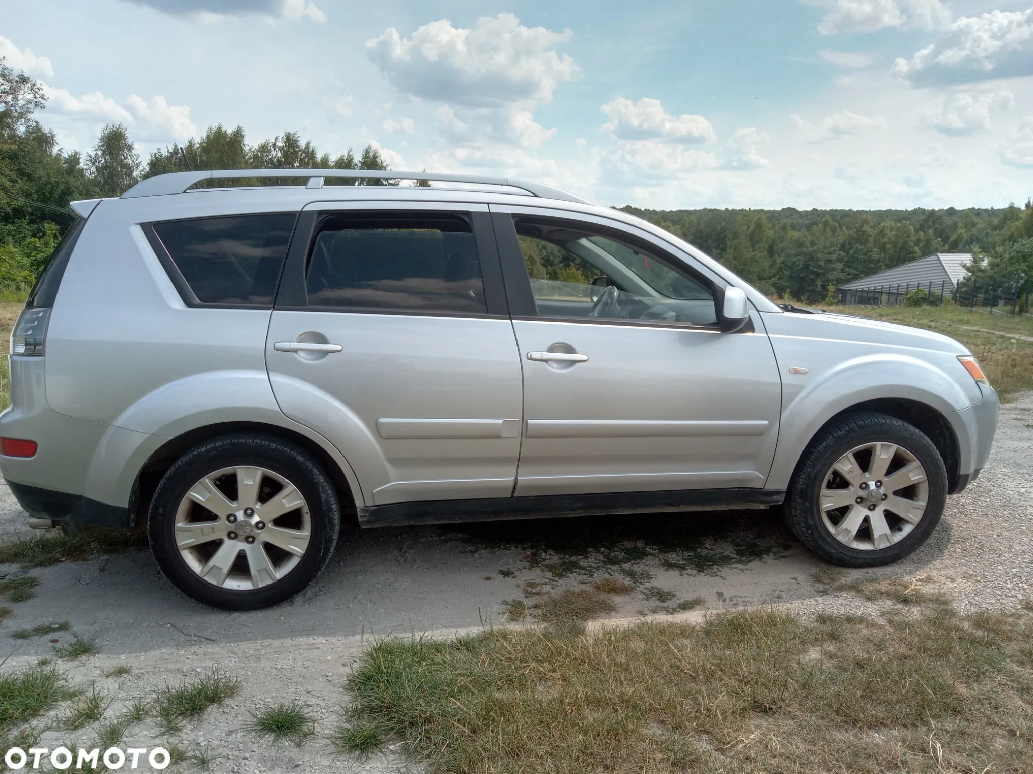 Mitsubishi Outlander 2.0 DID Instyle - 4