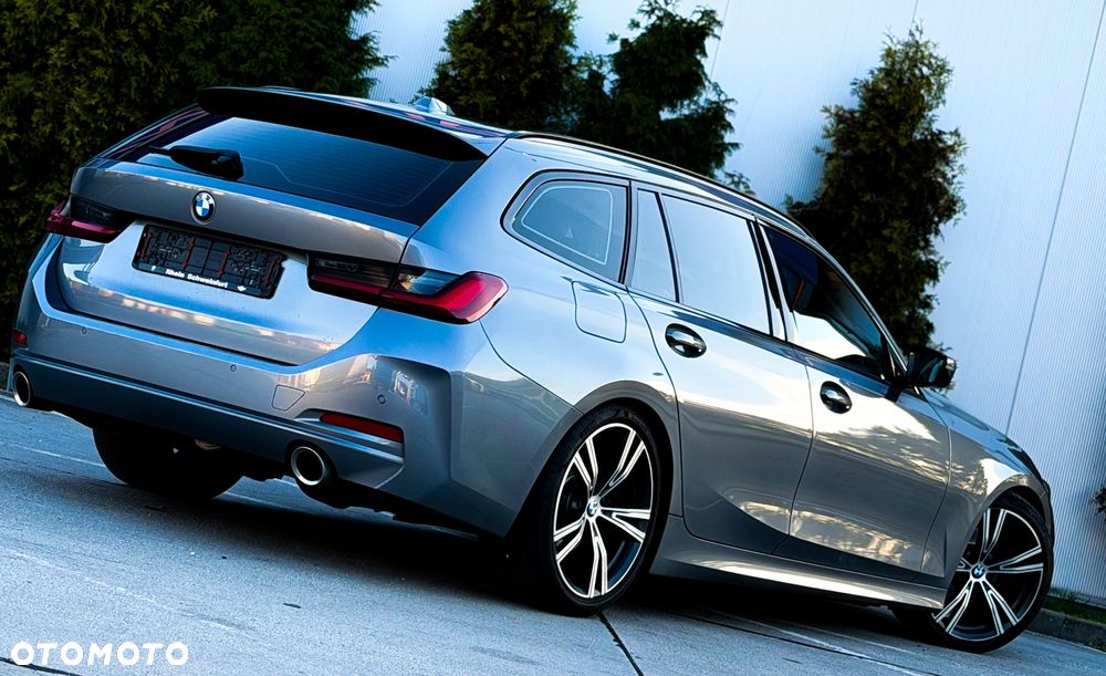 BMW Seria 3 320d - 23
