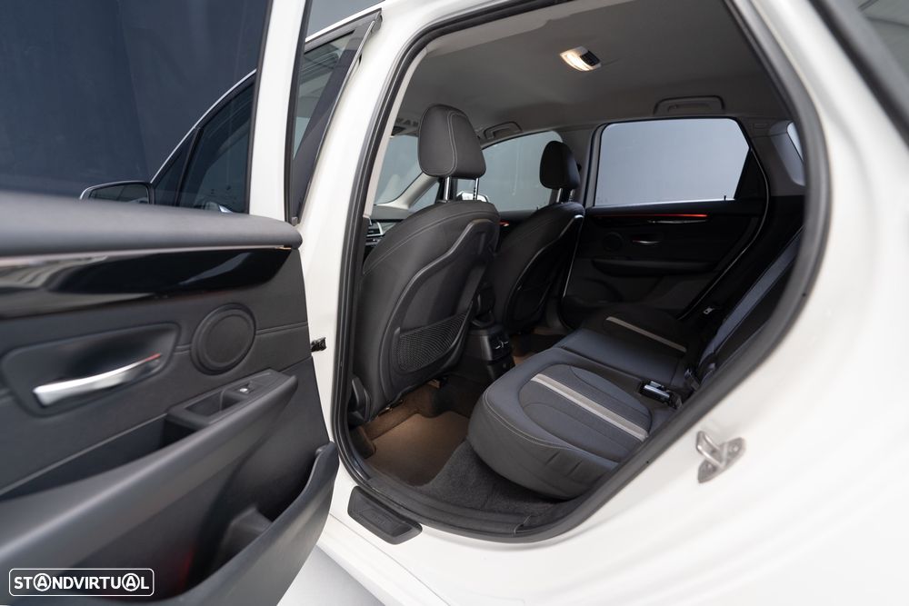 BMW 216 Active Tourer d Line Sport - 20