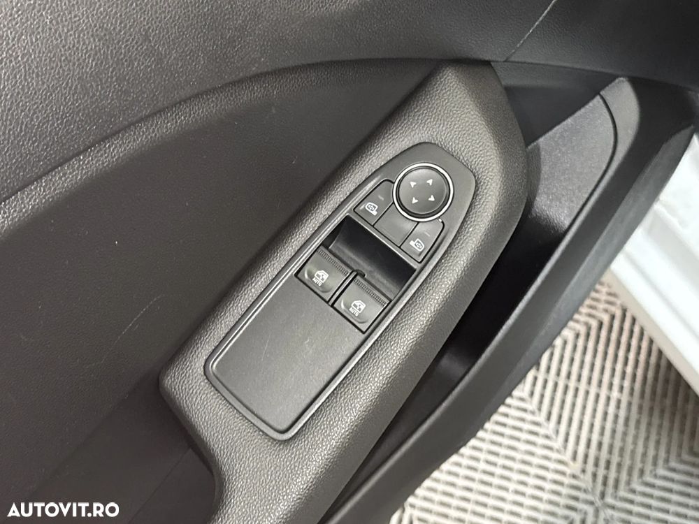Renault Clio - 15