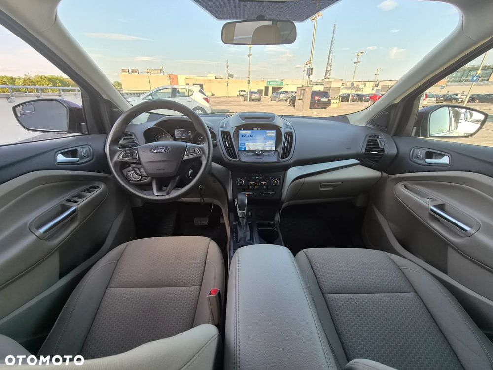 Ford Kuga - 9