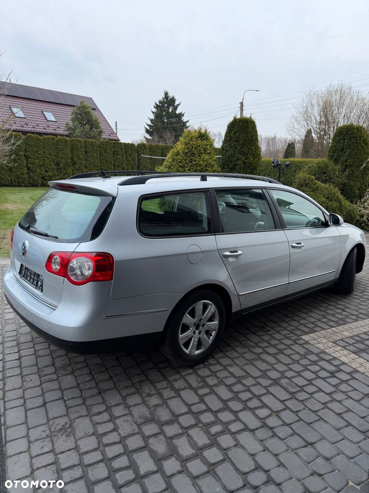 Volkswagen Passat - 15