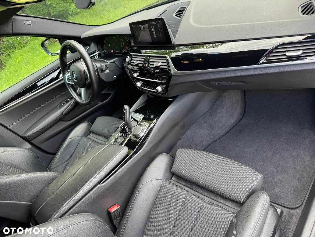 BMW Seria 5 520d Sport Line sport - 12