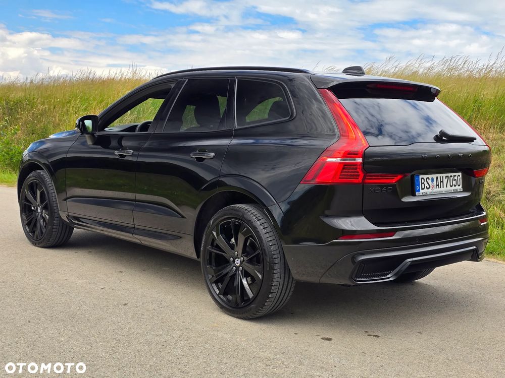 Volvo XC 60 B5 B AWD Plus Dark - 8