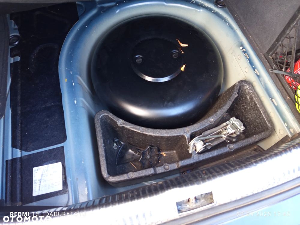 Volkswagen Bora 1.6 Comfortline - 12