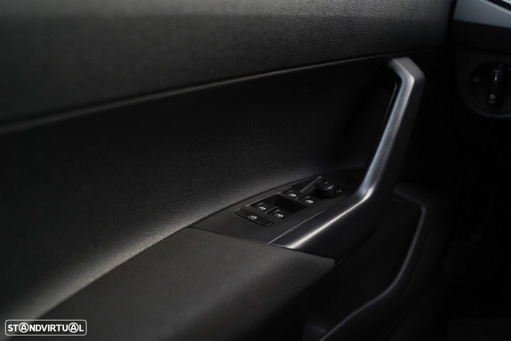 VW Taigo 1.0 TSI Urban Style - 16