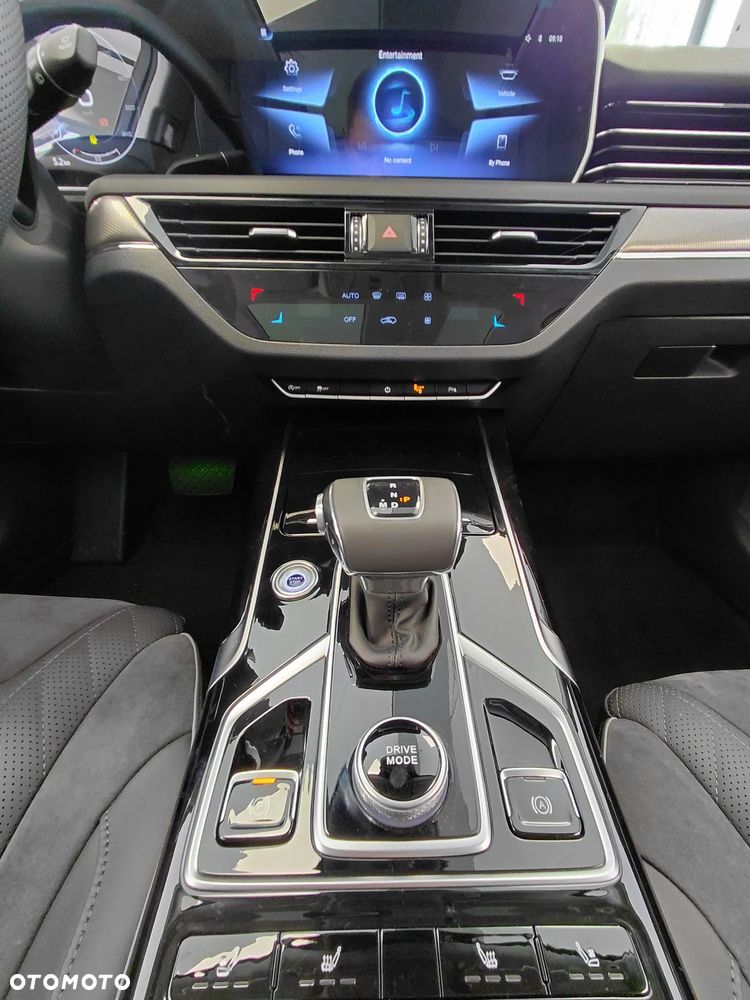 Hongqi HS5 - 15