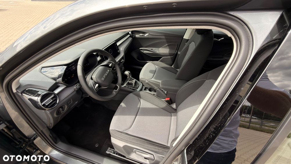 Skoda Fabia 1.0 TSI Drive DSG - 7