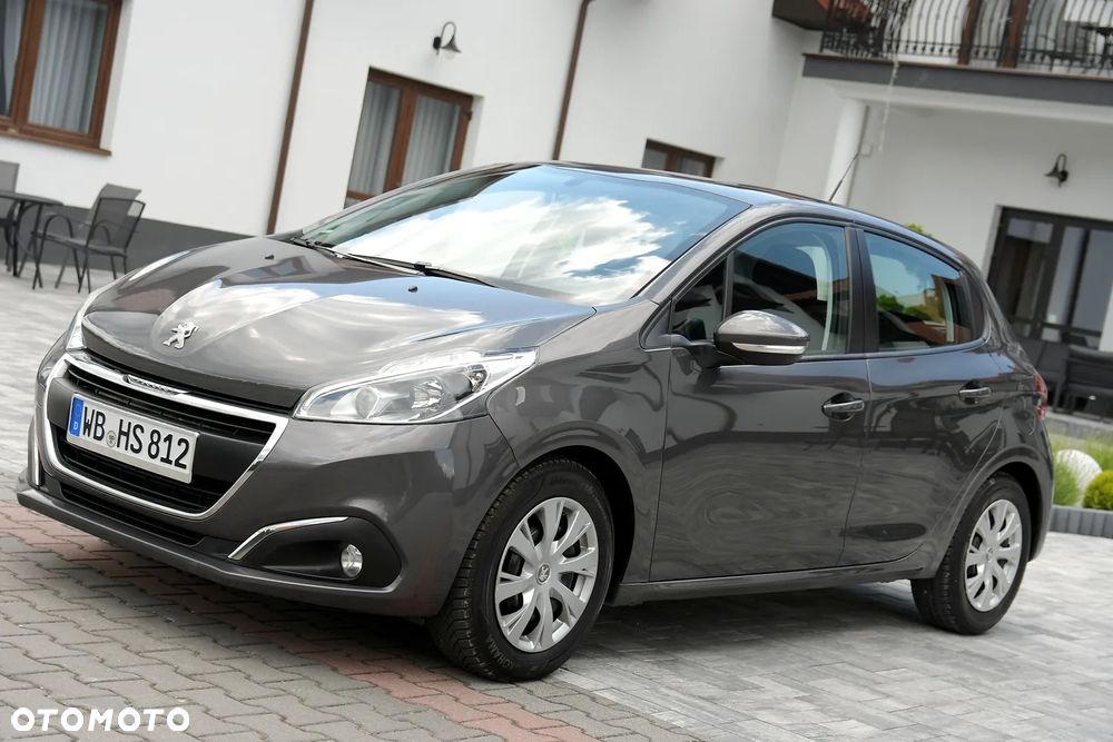 Peugeot 208 - 2
