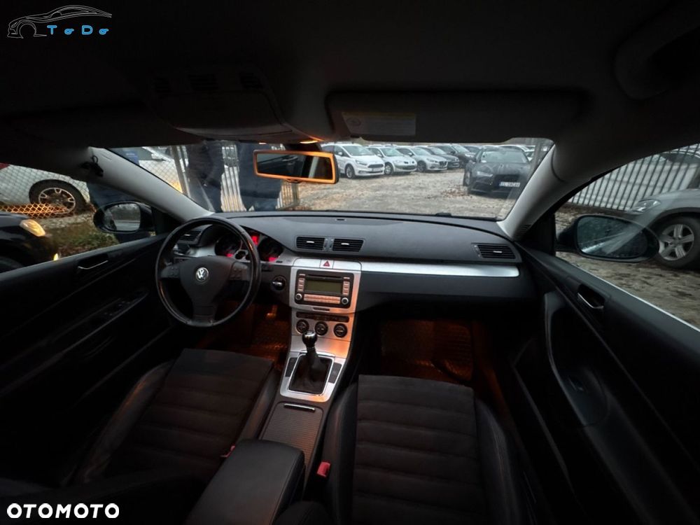 Volkswagen Passat Variant 2.0 TDI 4Mot Highline - 31